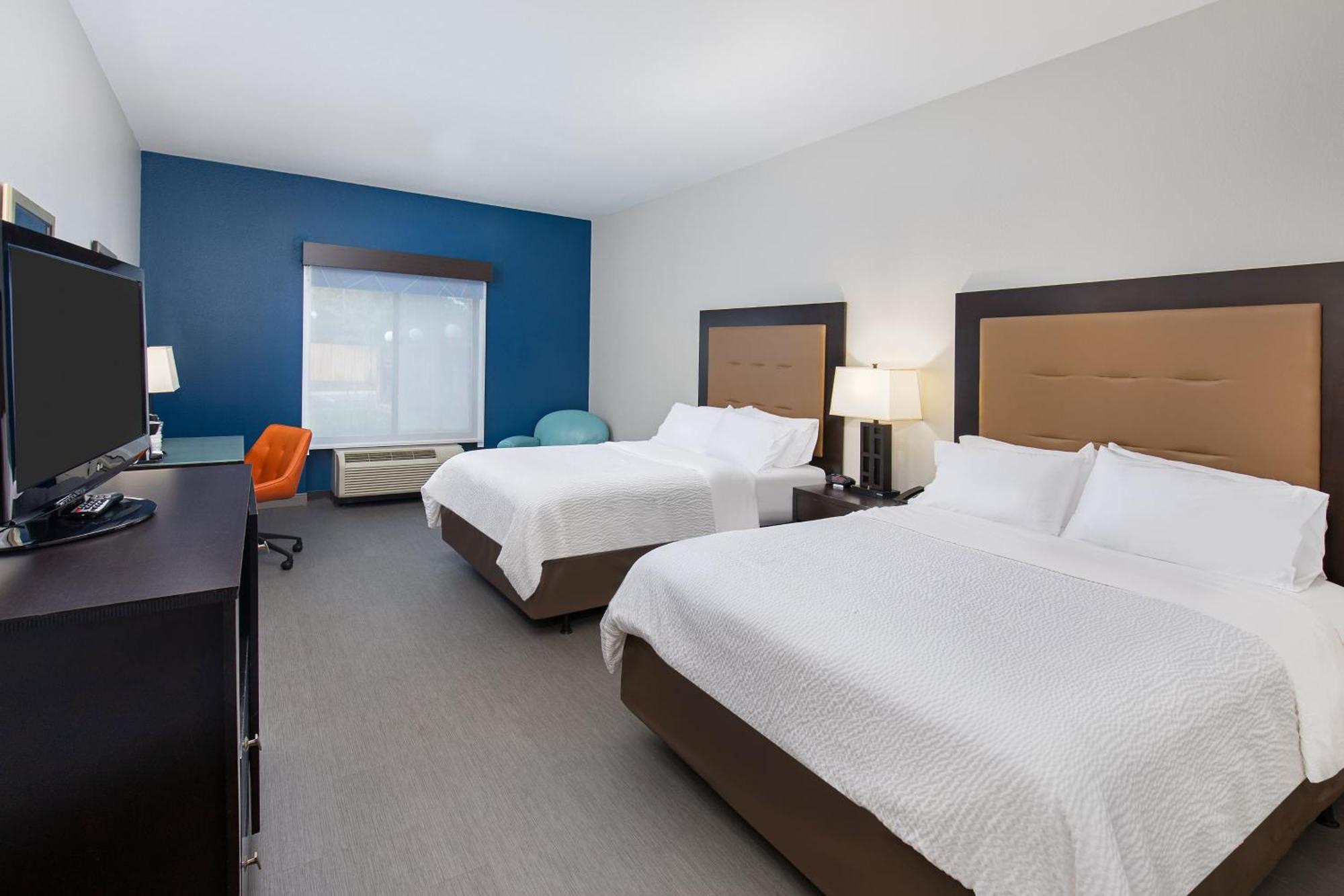 Holiday Inn Express & Suites - Cleveland Northwest By Ihg Exterior foto