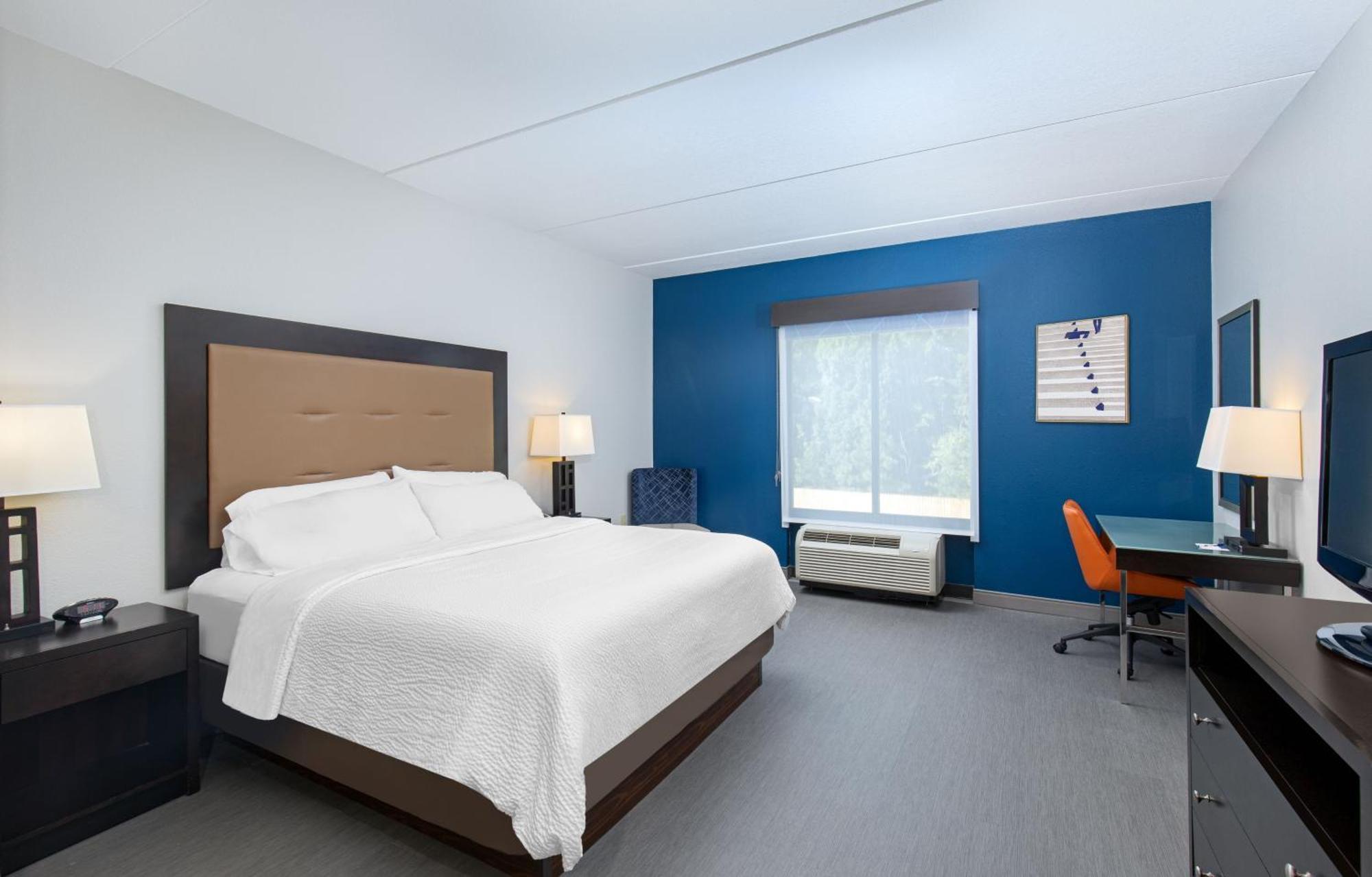 Holiday Inn Express & Suites - Cleveland Northwest By Ihg Exterior foto