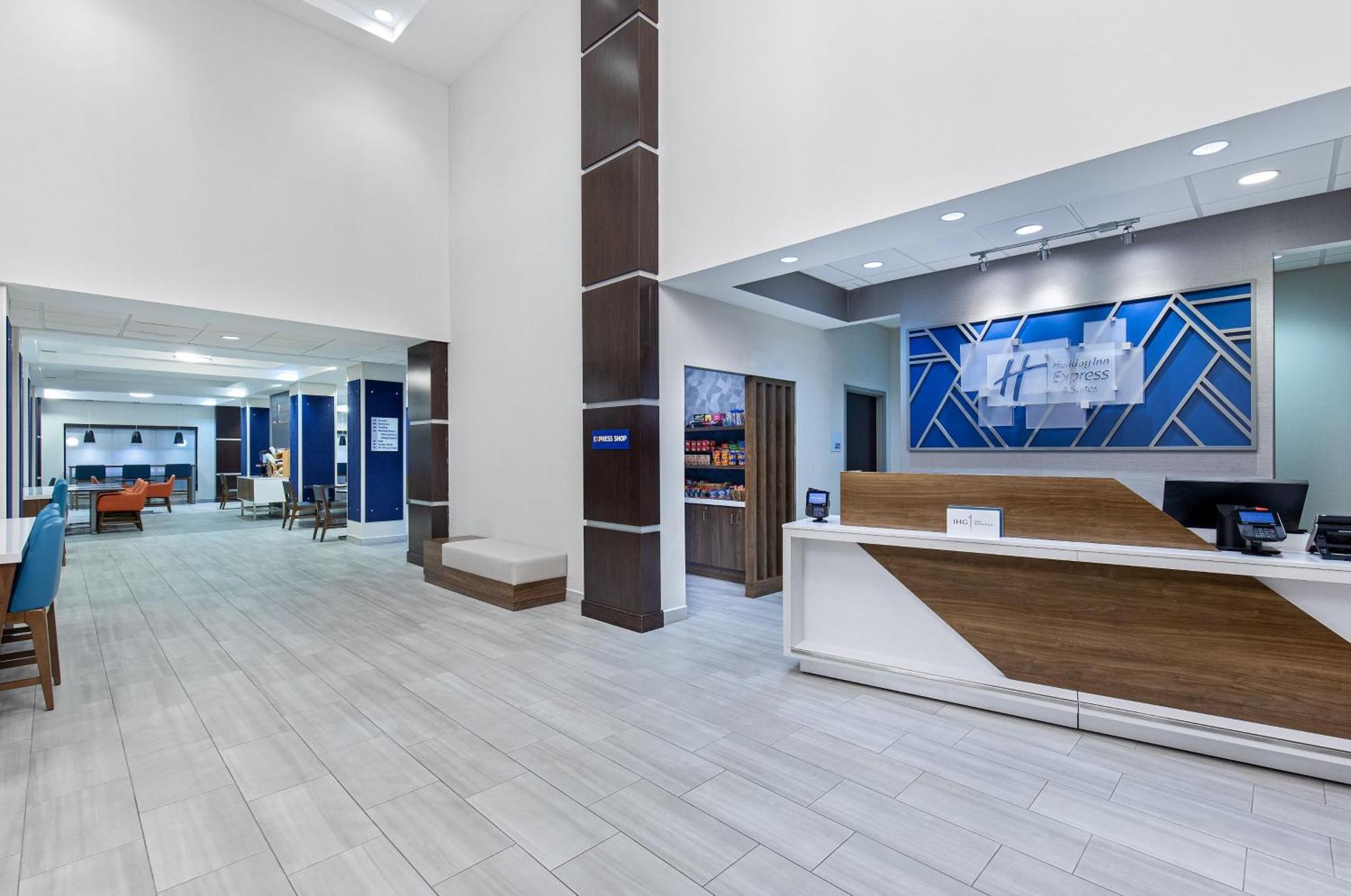 Holiday Inn Express & Suites - Cleveland Northwest By Ihg Exterior foto